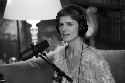 The Chanel 3.55 Podcast 最新の会社ニュース 彼女がChanelのそのハンドバッグを送るもの疑問に思ったか。 2