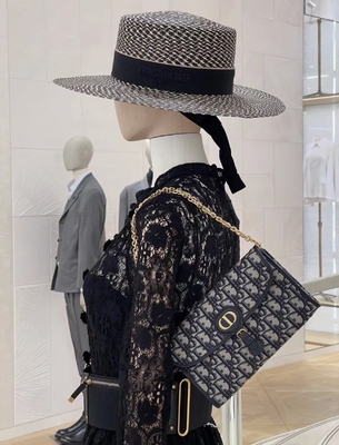 OEMはサドルを長いDiorと斜めのジャカード袋の札入れ決め付けた