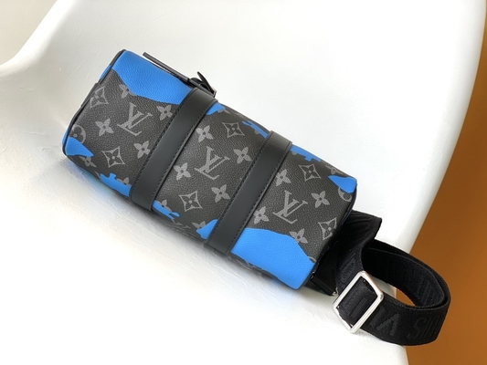 日の出のモノグラム食は眺めのメッセンジャー袋LV Keepall Bandoulière 25部屋を決め付けた