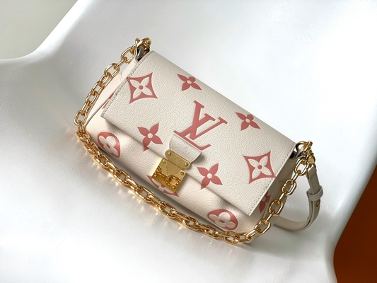 好みのクリーム小型吊り鎖袋はLVローズTrianon 2のモノグラムのEmpreinteの革を決め付けた