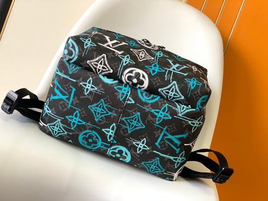多色刷りの発見デザイナー ブランドはLVの落書き袋の緑をBackpack