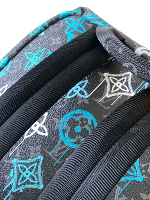 多色刷りの発見デザイナー ブランドはLVの落書き袋の緑をBackpack