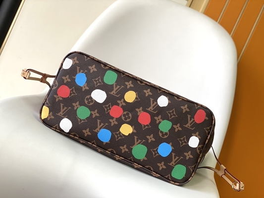 多色刷り黒いLV X草間彌生ルイ・ヴィトンNeverfull MMのモノグラム袋