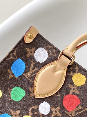 LV X Yayoi お気に入りは多色刷り袋のKusama 働き詰めでMMのモノグラムを決め付けた