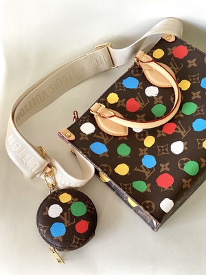 LV X Yayoi お気に入りは多色刷り袋のKusama 働き詰めでMMのモノグラムを決め付けた