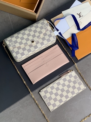 小型LV Felicie Pochetteのモノグラム袋の札入れの赤紫のライニング