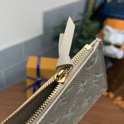 Pochette Felicie LV袋のばねのイン・ザ・シティの白いモノグラムEmpreinte