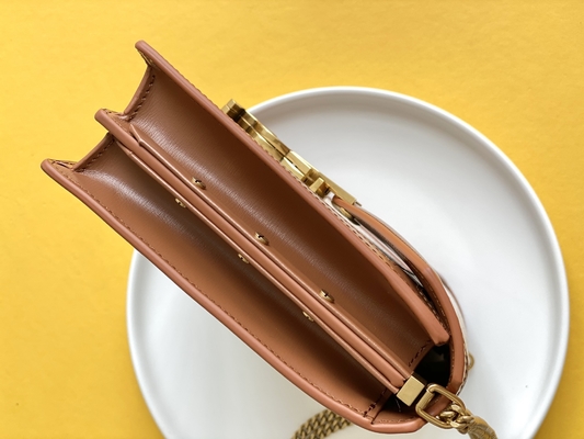 St Laurent お気に入りは袋YSL Cassandraのショルダー・バッグを決め付けた