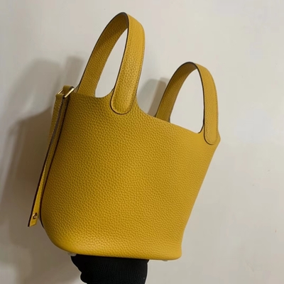 Hermesは女性をハンドバッグのJaune Ambre PicotinロックPM Clemenceと革Soleil決め付けた