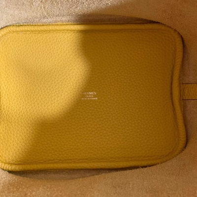 Hermesは女性をハンドバッグのJaune Ambre PicotinロックPM Clemenceと革Soleil決め付けた