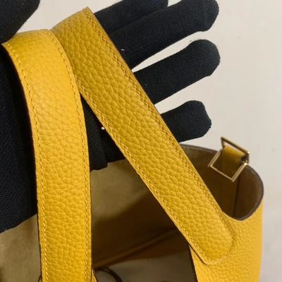 Hermesは女性をハンドバッグのJaune Ambre PicotinロックPM Clemenceと革Soleil決め付けた