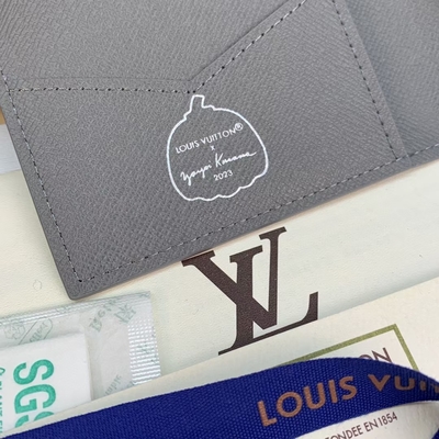 ルイ・ヴィトンLV X YKの小型デザイナーはポケット オルガナイザーの黒のカボチャ印刷物をすぼめる
