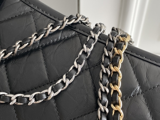 前に所有されたChanel Gabrielleのショルダー・バッグのルンペンのハンドバッグの子牛革