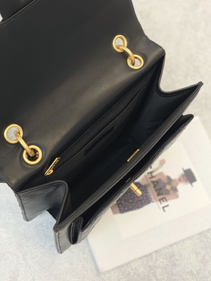 2023のSS Chanel Wocのジッパーのクラッチ・バッグの偶然の通り様式