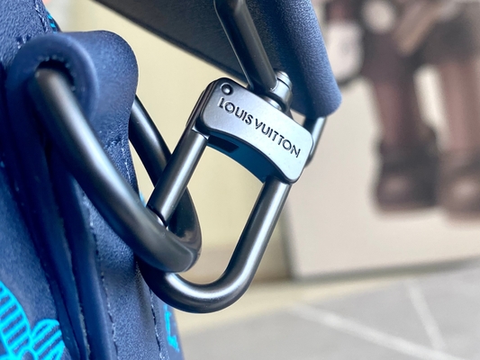 大きい決め付けられた人の袋のKeepall BANDOULIÈRE 50青いボストンの袋