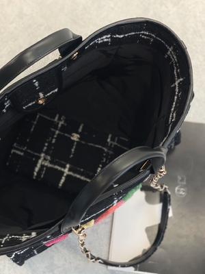 Chanel 2022年のSothebyの習慣は袋のツイード浜袋FWの虹の戦闘状況表示板を決め付けた