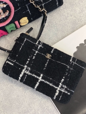 Chanel 2022年のSothebyの習慣は袋のツイード浜袋FWの虹の戦闘状況表示板を決め付けた